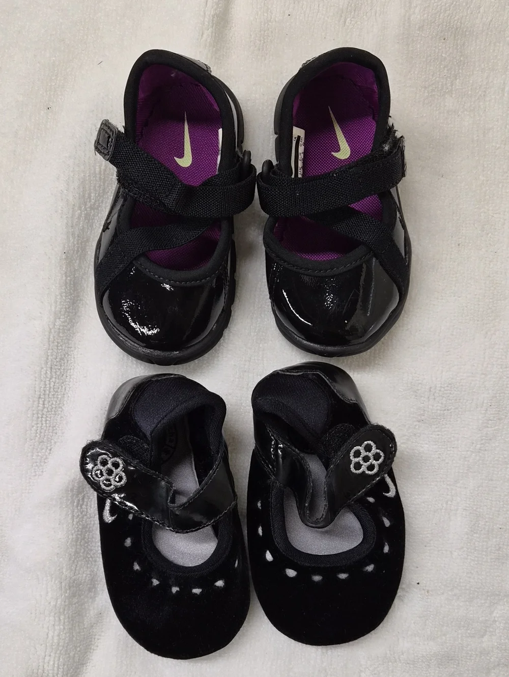 Nike Girls Black Mary Jane Shoes with Purple Insoles And Grey Insoles